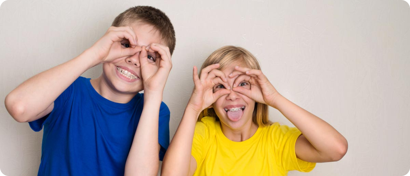 enfants broches heureux pathologies prevention des problemes dentaires la native Prévention des problèmes dentaires La Native | Orthodontie & Pédodontie